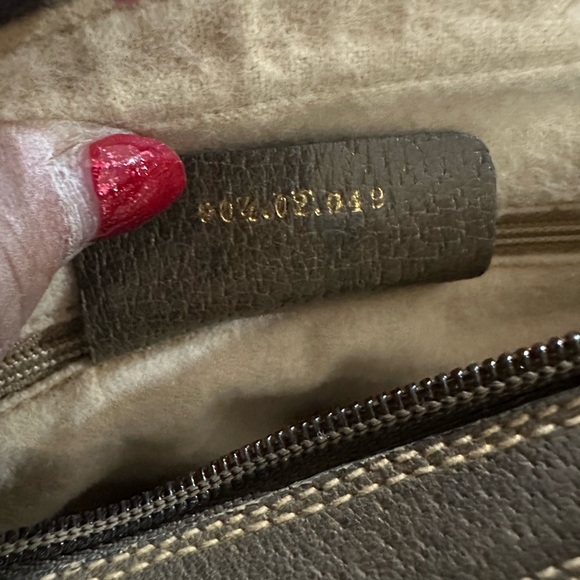 Gucci Signature Brown and Cream Crossbody Bag - Picture 11 of 14